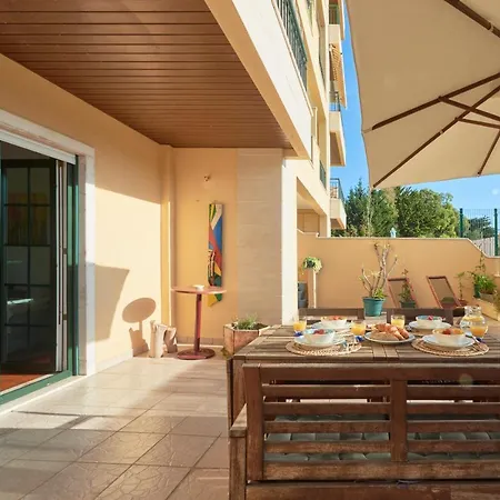 Sunny Apartament At Carcavelos Beach, By Timecooler Exterior photo
